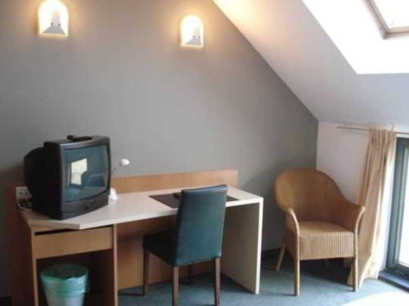 Hobbit Hotel Brussels Airport 자벤템 외부 사진