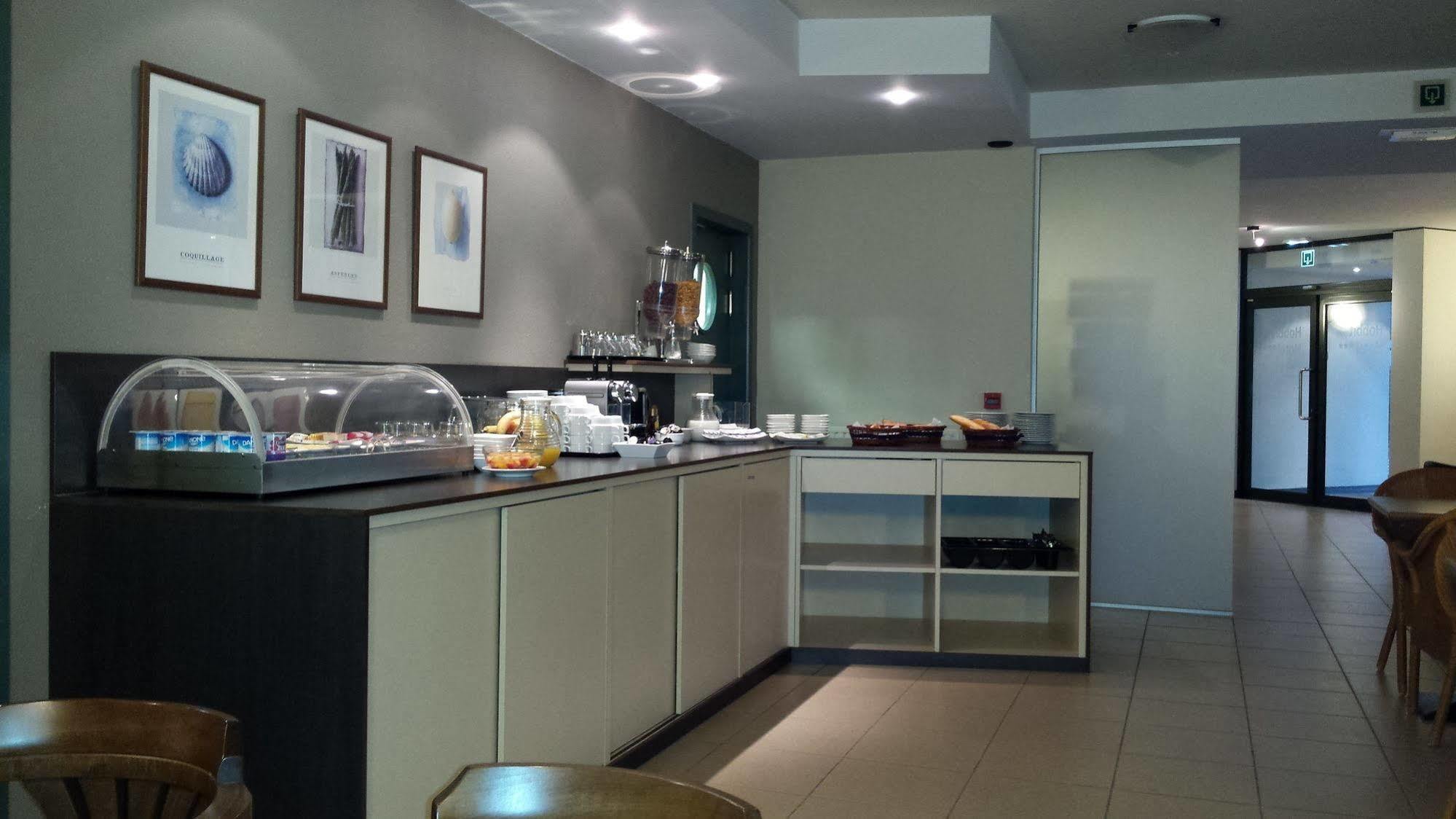 Hobbit Hotel Brussels Airport 자벤템 외부 사진